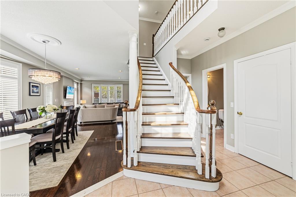 1576 Bayshire Drive Property Photo 4
