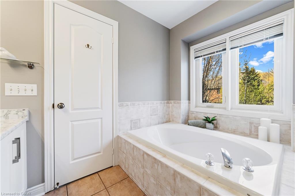 1576 Bayshire Drive Property Photo 26