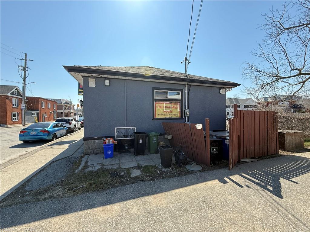 9 Main Street N Property Photo 5