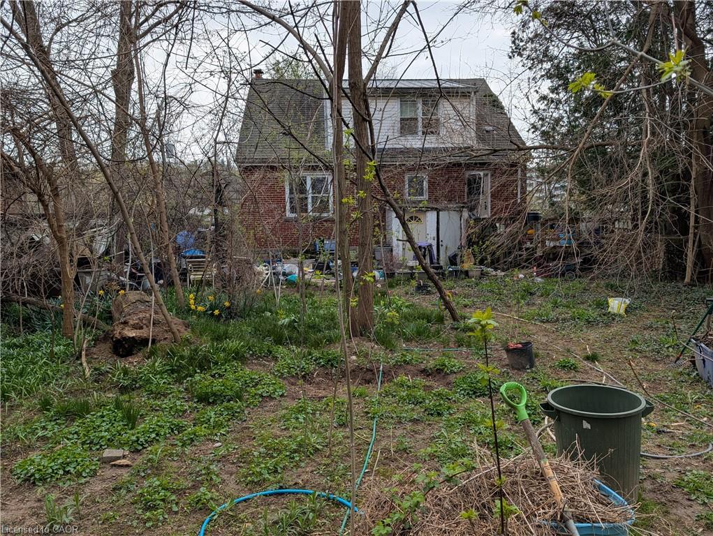 115 King Street E Property Photo 2