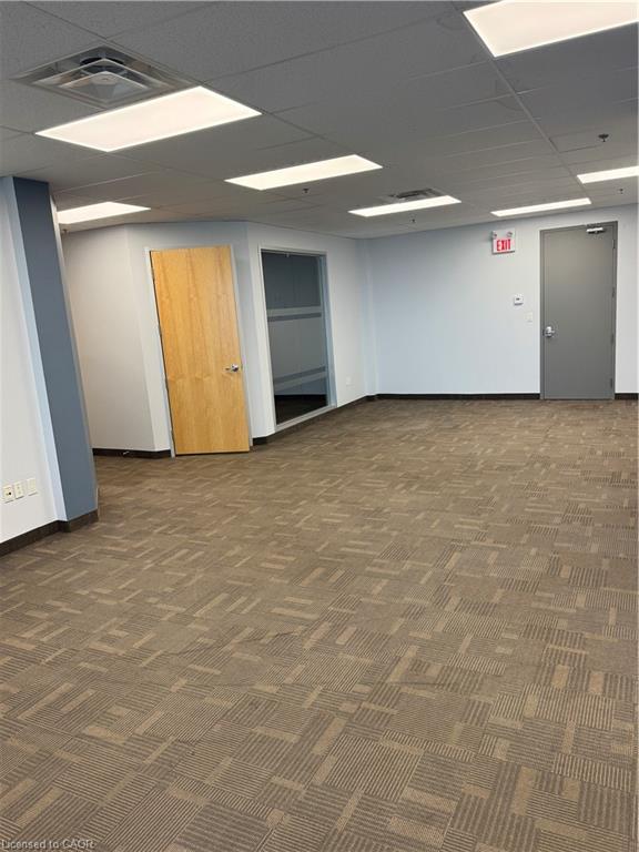 418-1100 South Service Road Property Photo 11
