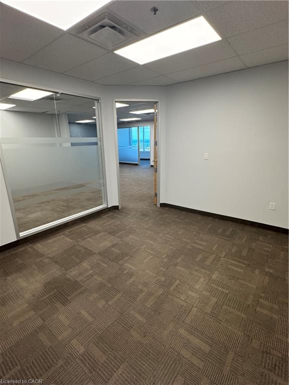 418-1100 South Service Road Property Photo 17