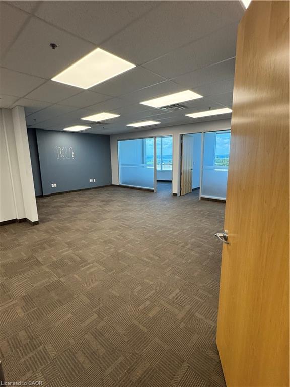 418-1100 South Service Road Property Photo 18