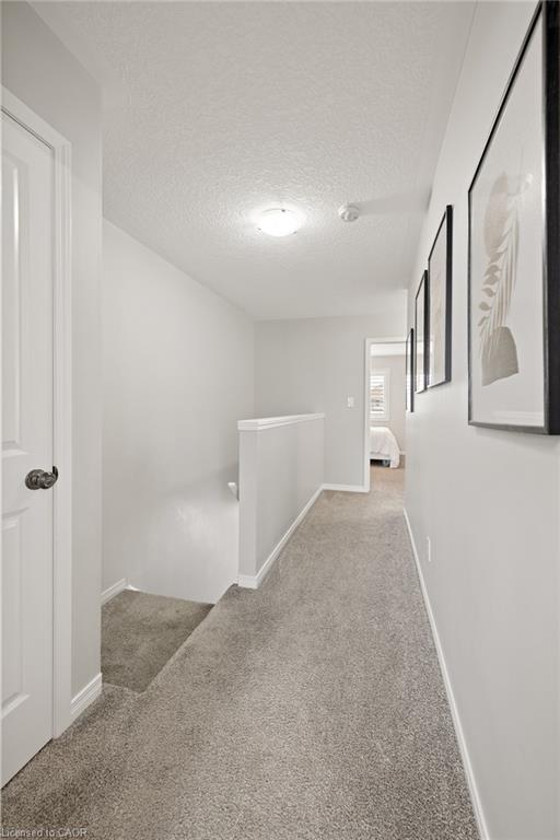 951 Zeller Crescent Property Photo 15