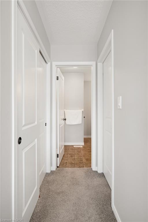 951 Zeller Crescent Property Photo 19