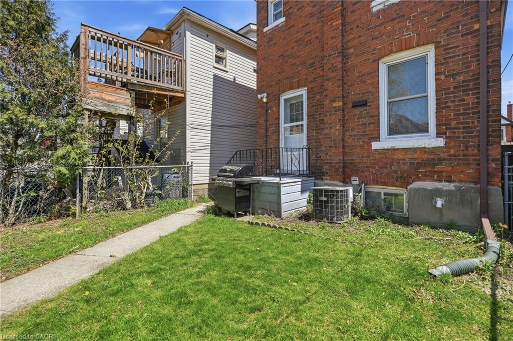 224 Balsam Avenue S Property Photo 32