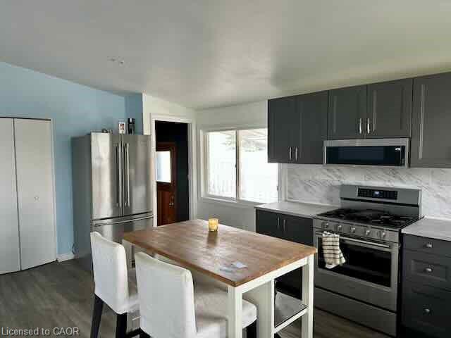126 Lilacside Drive Property Photo 2