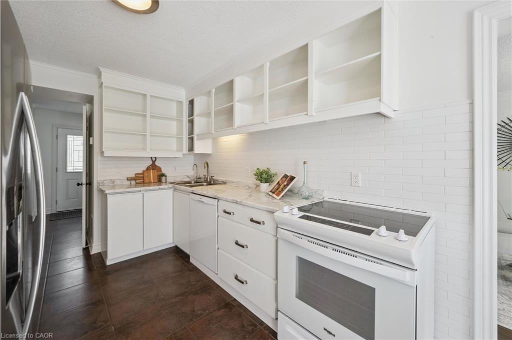 21-295 Water Street Property Photo 12