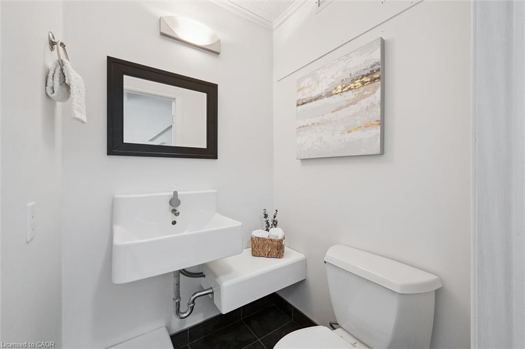 21-295 Water Street Property Photo 17