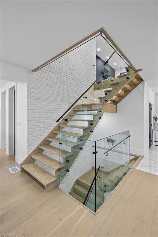 1207 Queen Street N Property Photo 7