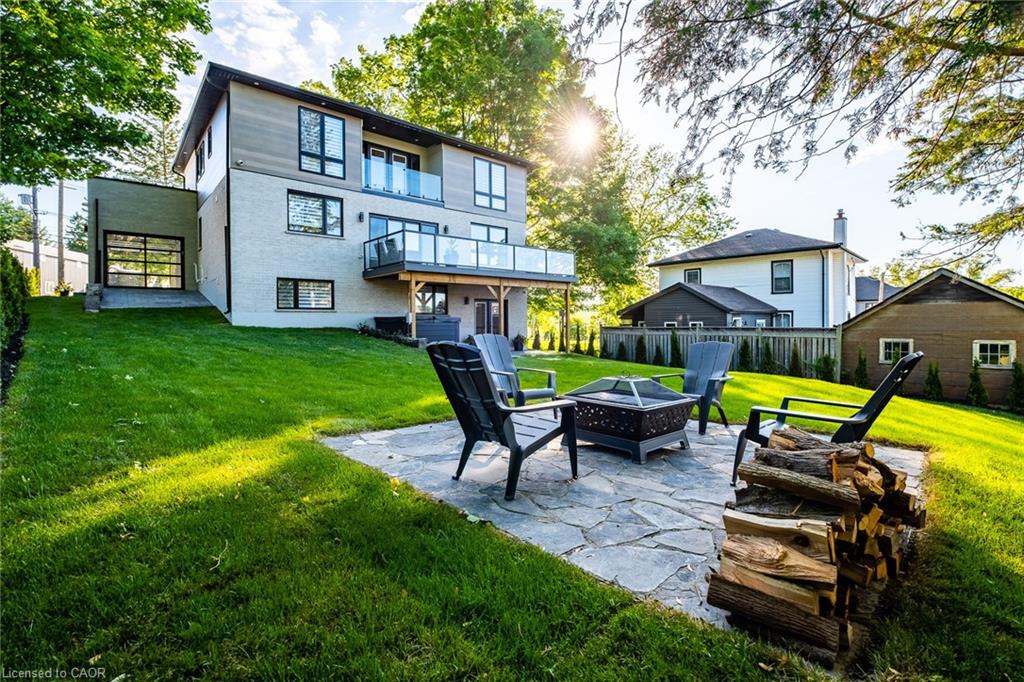 1207 Queen Street N Property Photo 48