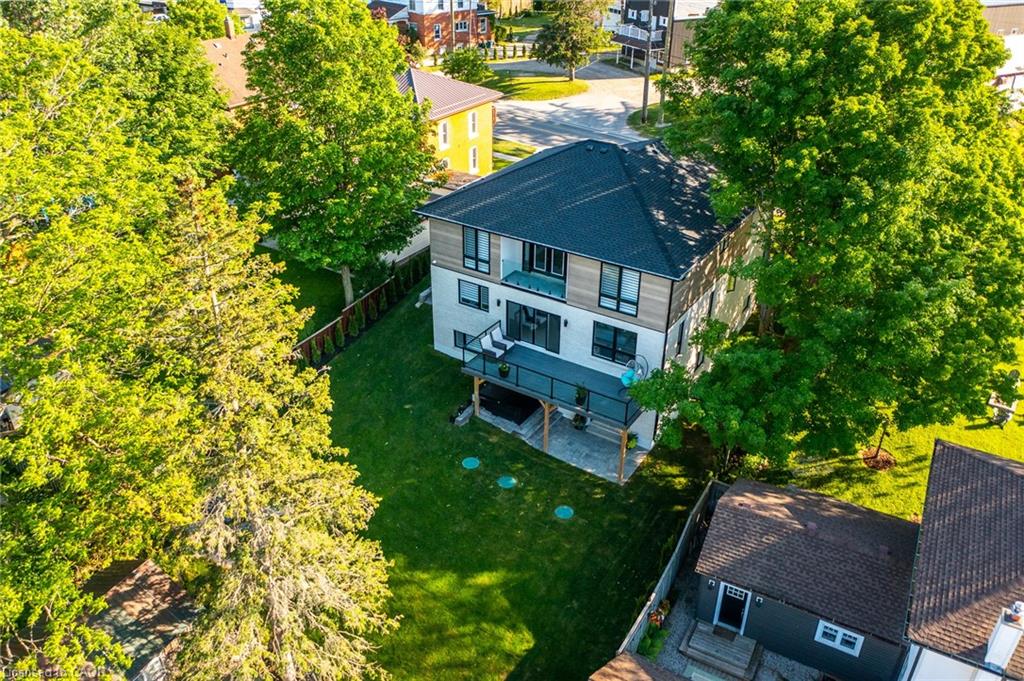 1207 Queen Street N Property Photo 49