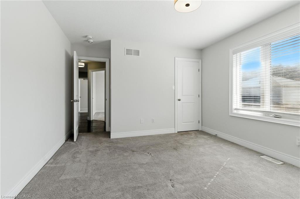 43 Riesling Court Property Photo 29