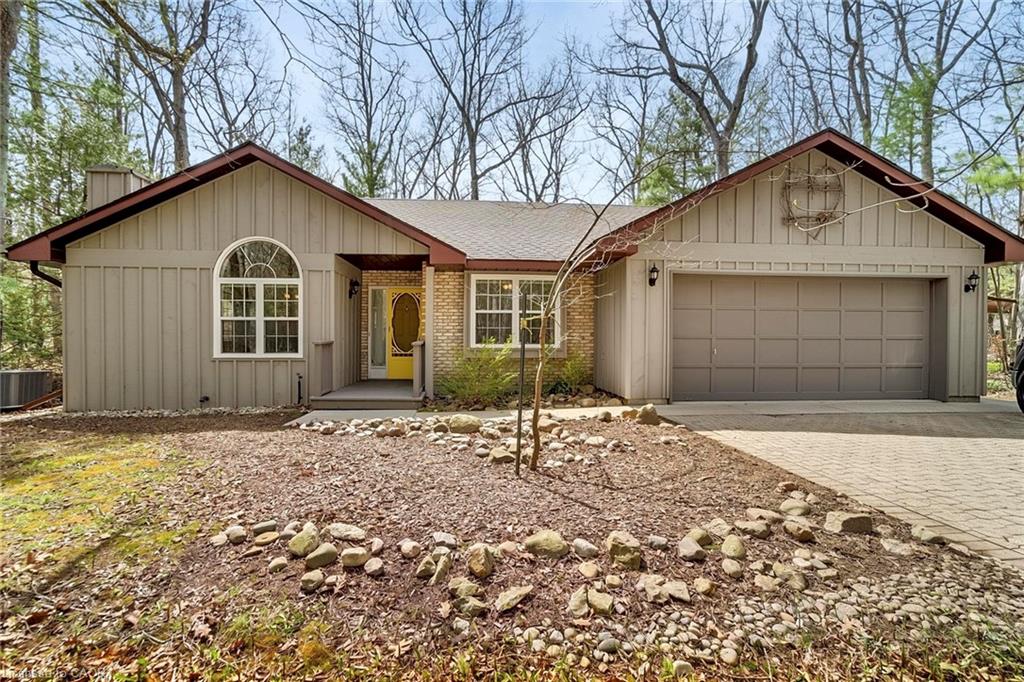 10325 Grand Oaks Drive Property Photo 1