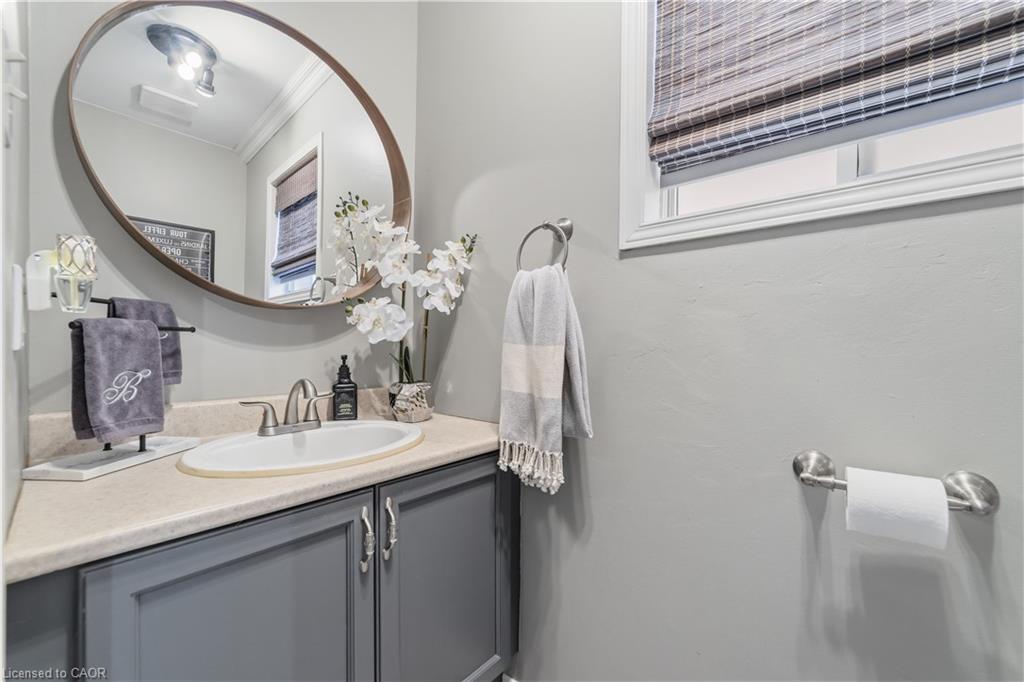 1795 Creek Way Property Photo 4