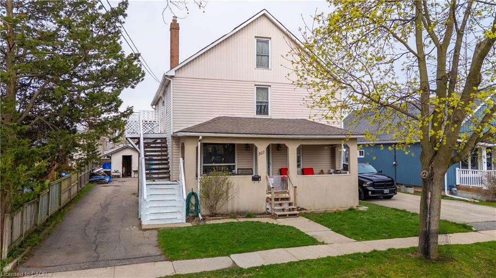 307 Wallace Avenue S Property Photo 1