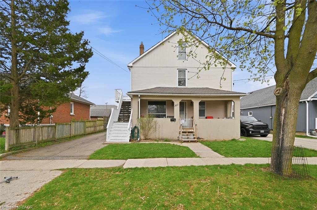 307 Wallace Avenue S Property Photo 8