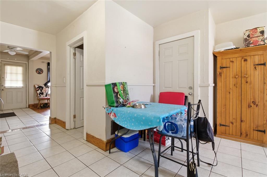 307 Wallace Avenue S Property Photo 17