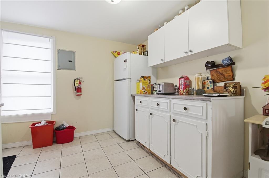307 Wallace Avenue S Property Photo 33
