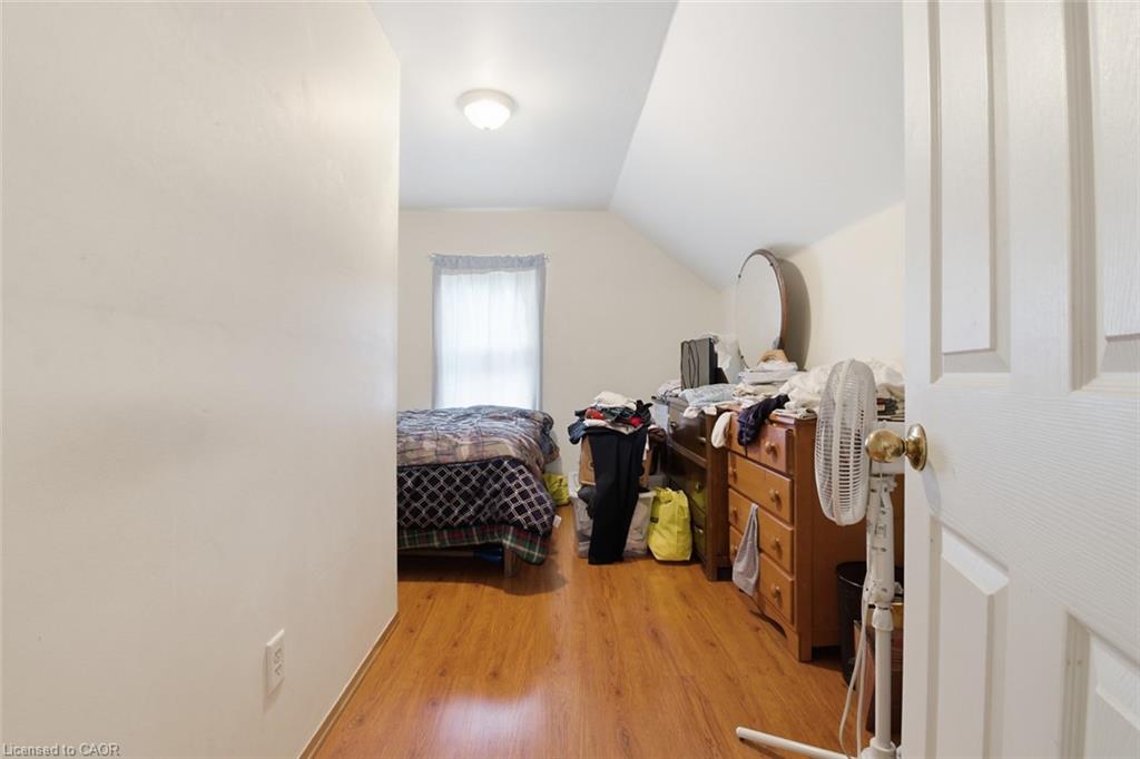 307 Wallace Avenue S Property Photo 34