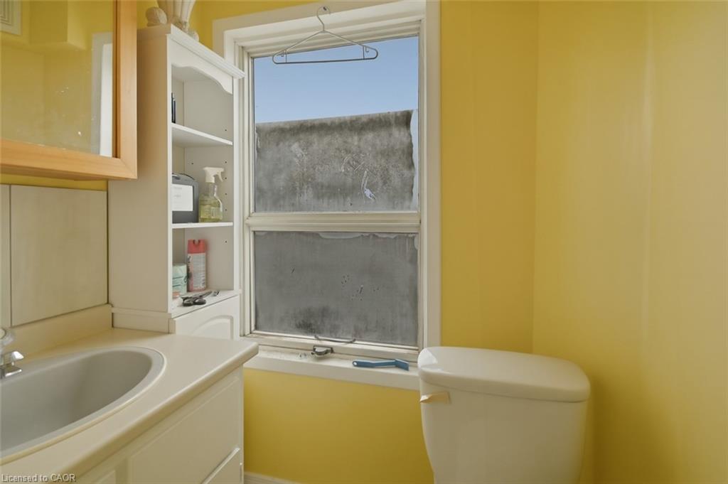 307 Wallace Avenue S Property Photo 41