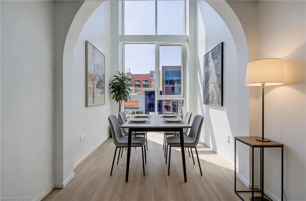 26 King Street E Property Photo 1