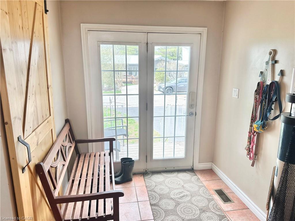 2 Buena Street Property Photo 3