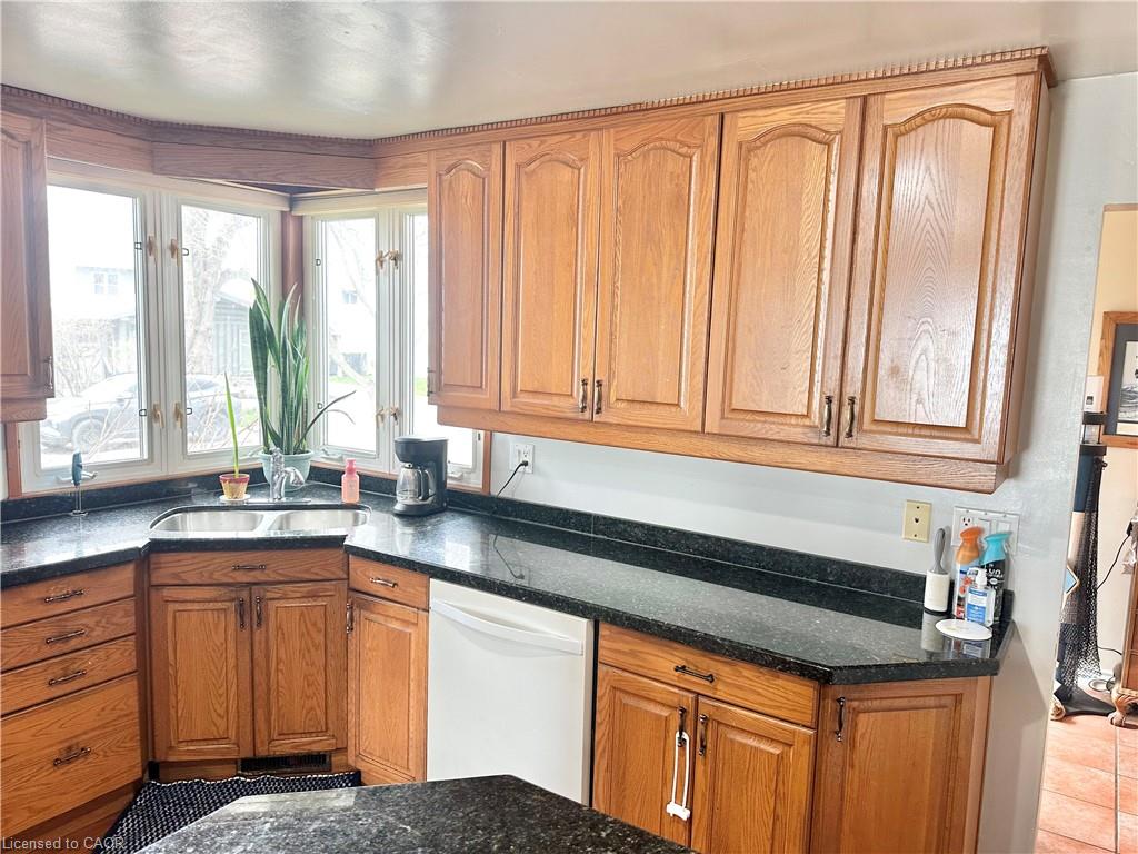 2 Buena Street Property Photo 7