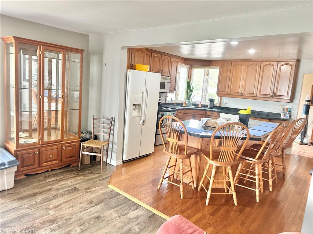 2 Buena Street Property Photo 8