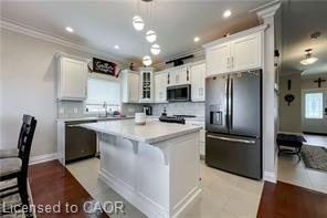 9 William Street S Property Photo 11