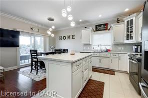 9 William Street S Property Photo 12
