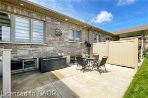 9 William Street S Property Photo 25
