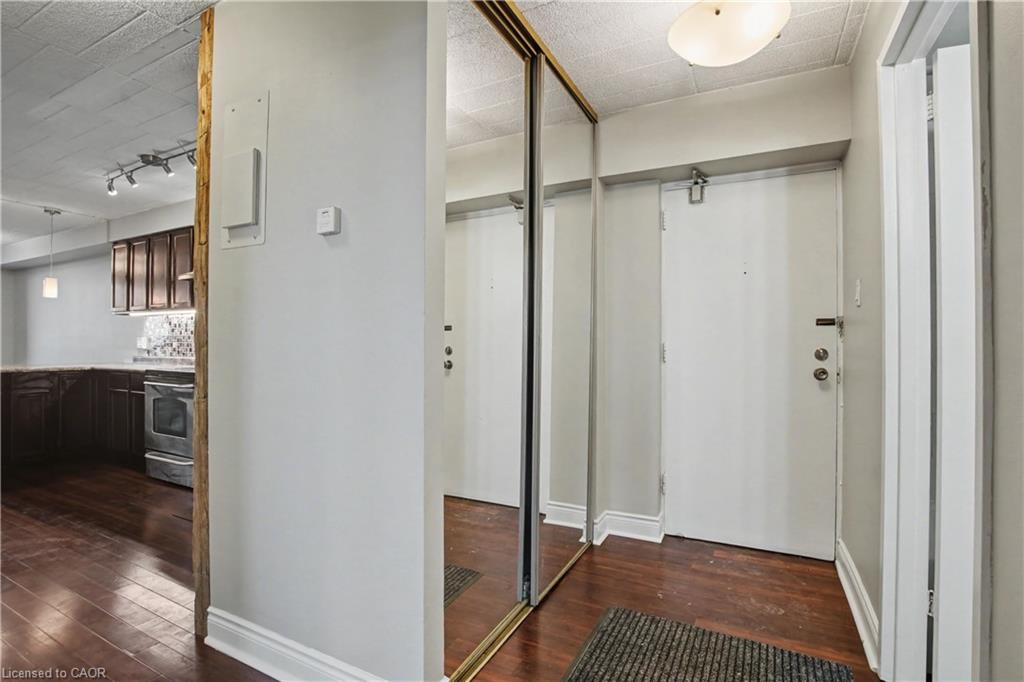 52-63 Conroy Crescent Property Photo 4