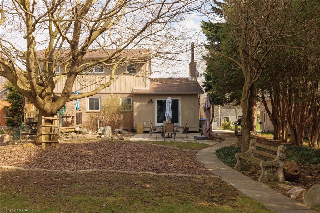 465 Boyne Avenue Property Photo 18