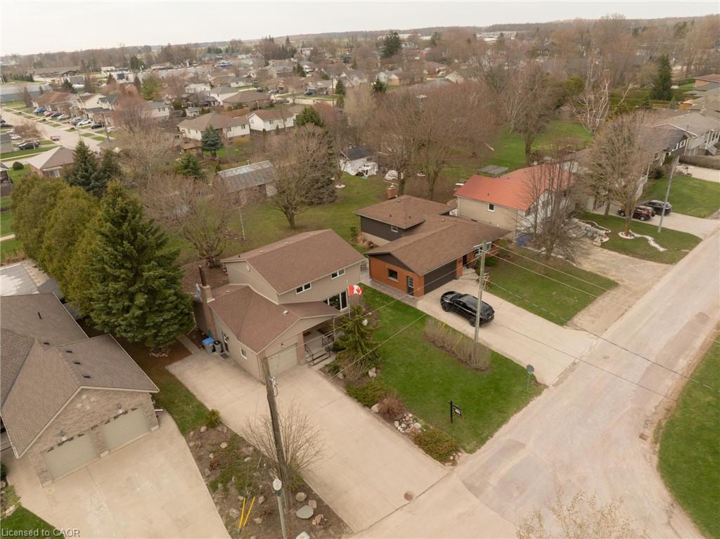 465 Boyne Avenue Property Photo 24