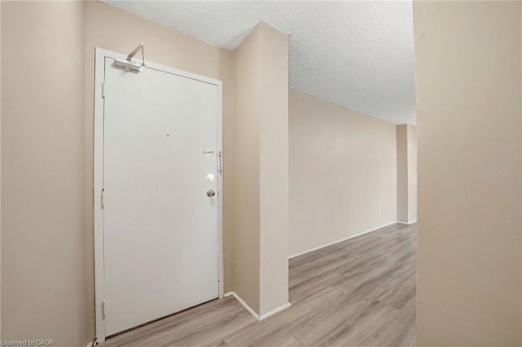 308-308 Lisa Street Property Photo 5