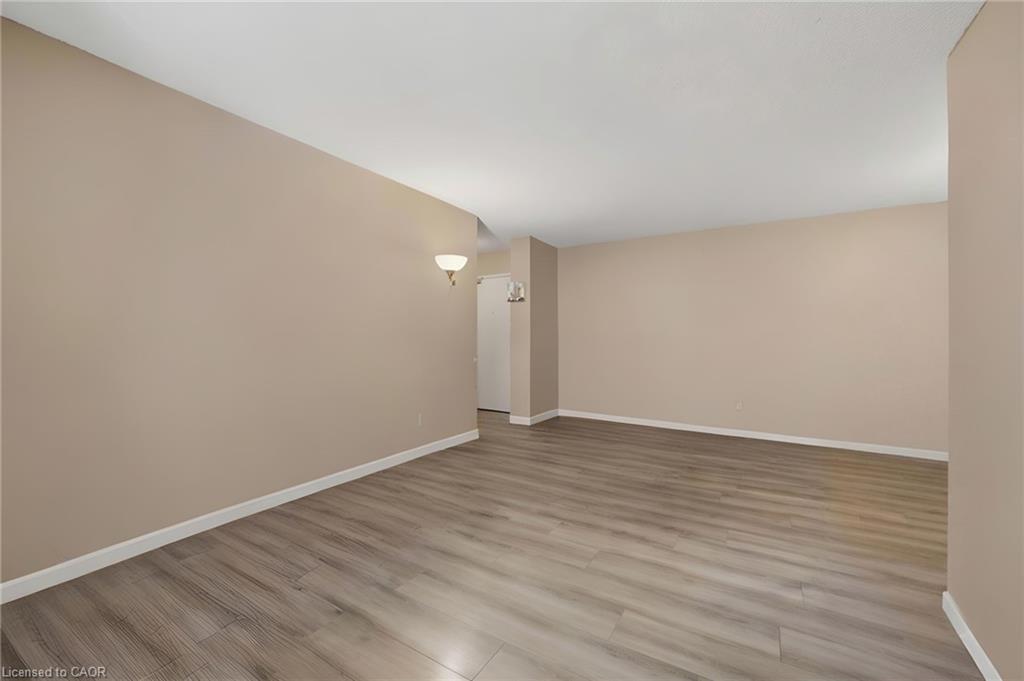 308-308 Lisa Street Property Photo 12