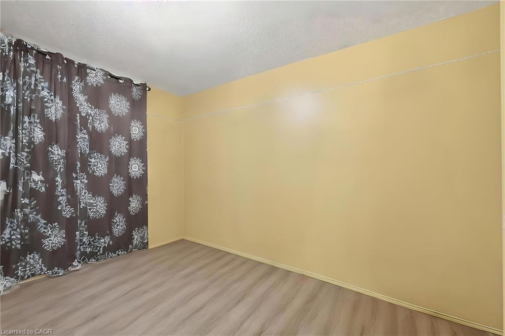 308-308 Lisa Street Property Photo 31