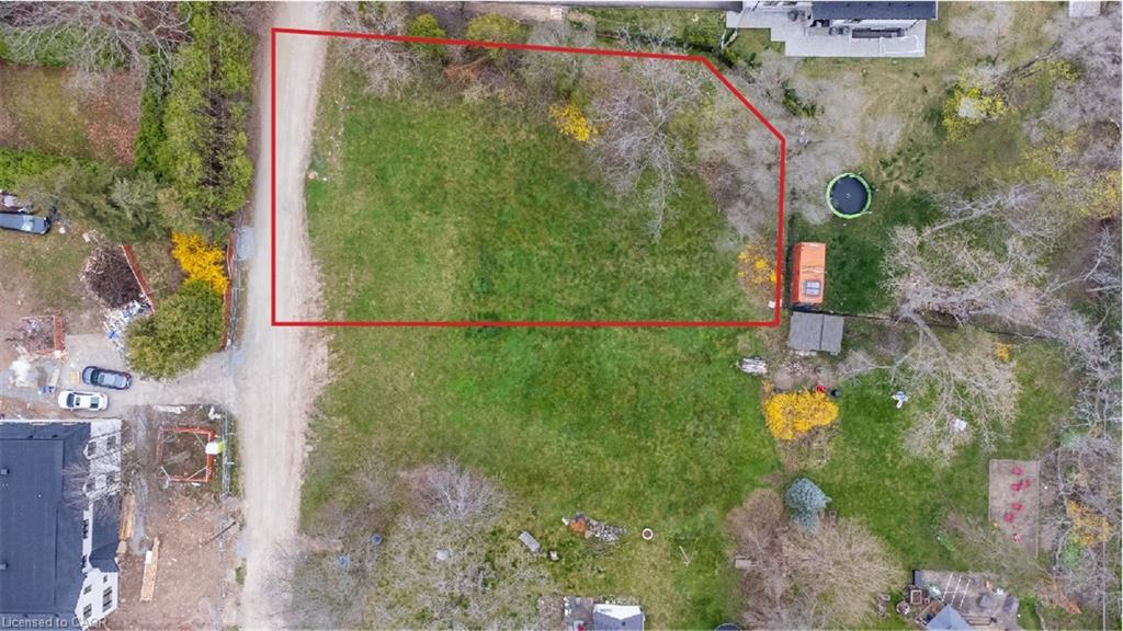 1068 Sixth Line Property Photo 1