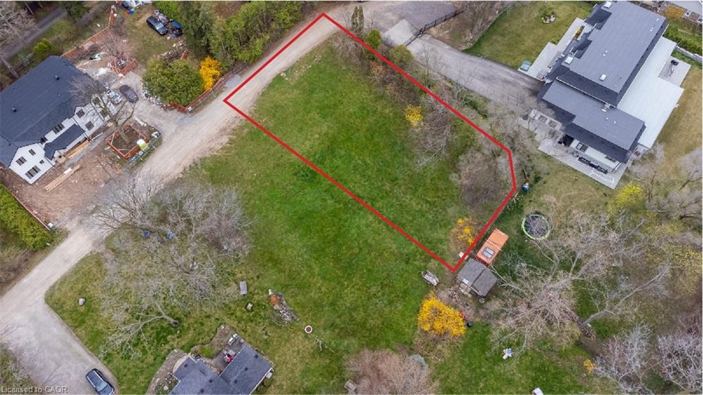 1068 Sixth Line Property Photo 2