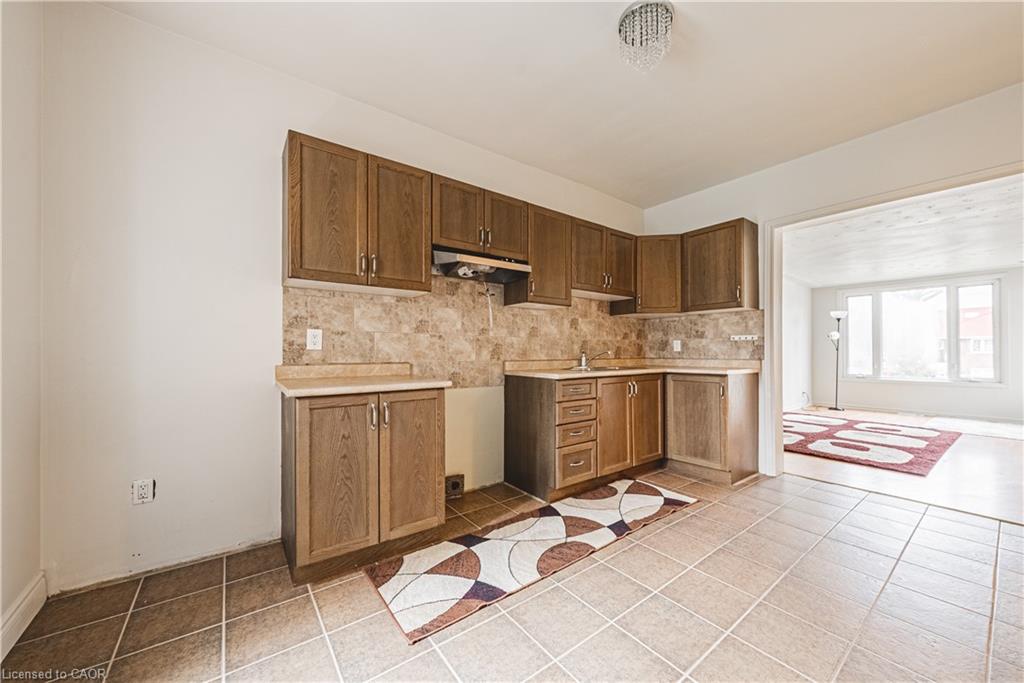 22 Worsley Road Property Photo 10