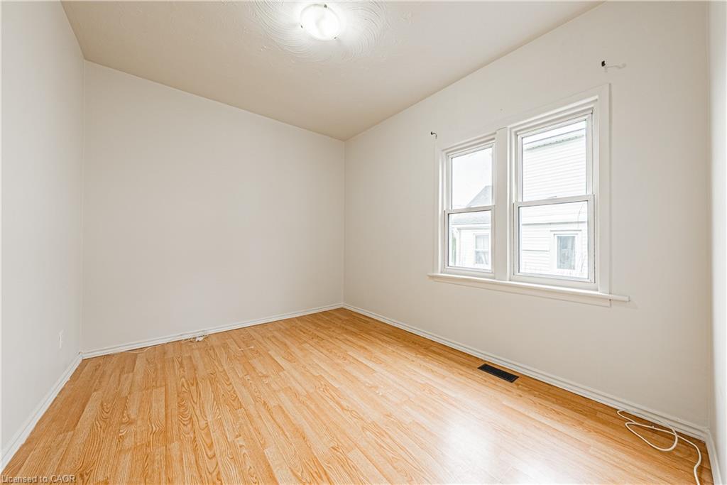 22 Worsley Road Property Photo 15