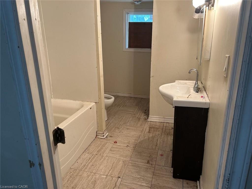 16 Albert Street Property Photo 9