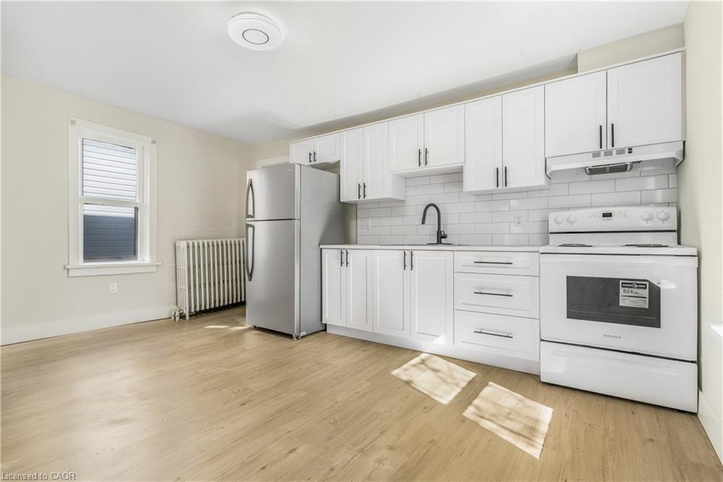 16 Albert Street Property Photo 17