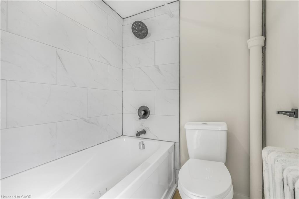 16 Albert Street Property Photo 27