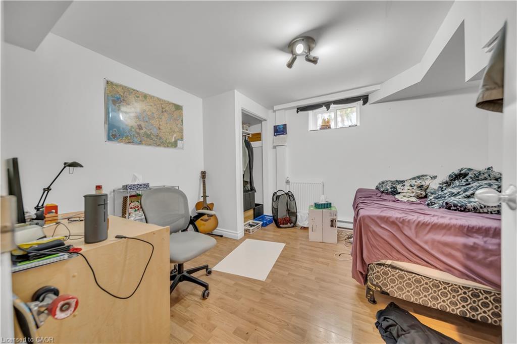 24 Columbia Street W Property Photo 45