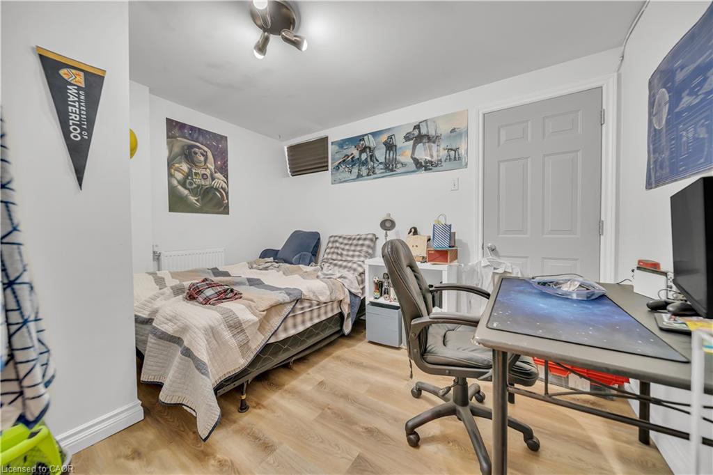 24 Columbia Street W Property Photo 46