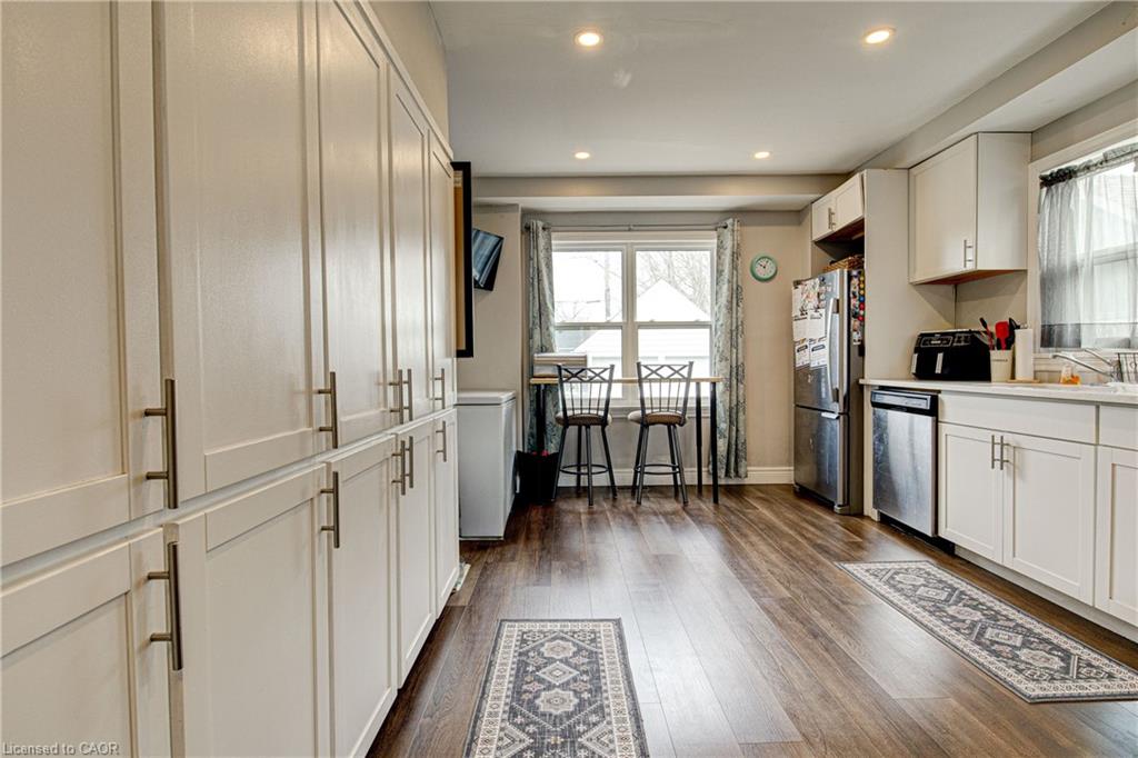 78 Price Avenue Property Photo 11
