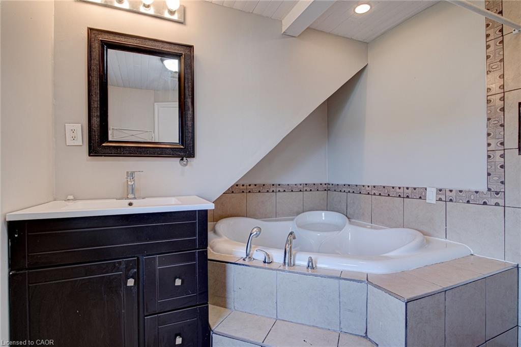 78 Price Avenue Property Photo 24