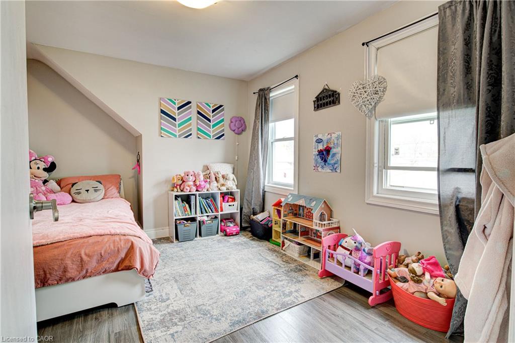 78 Price Avenue Property Photo 28